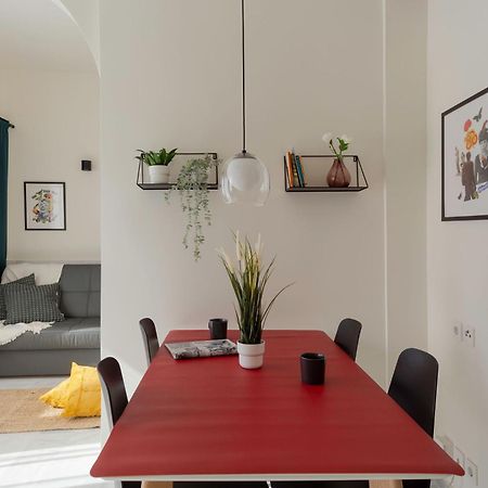 Mooeve Exarchia Apartment เอเธนส์ ภายนอก รูปภาพ