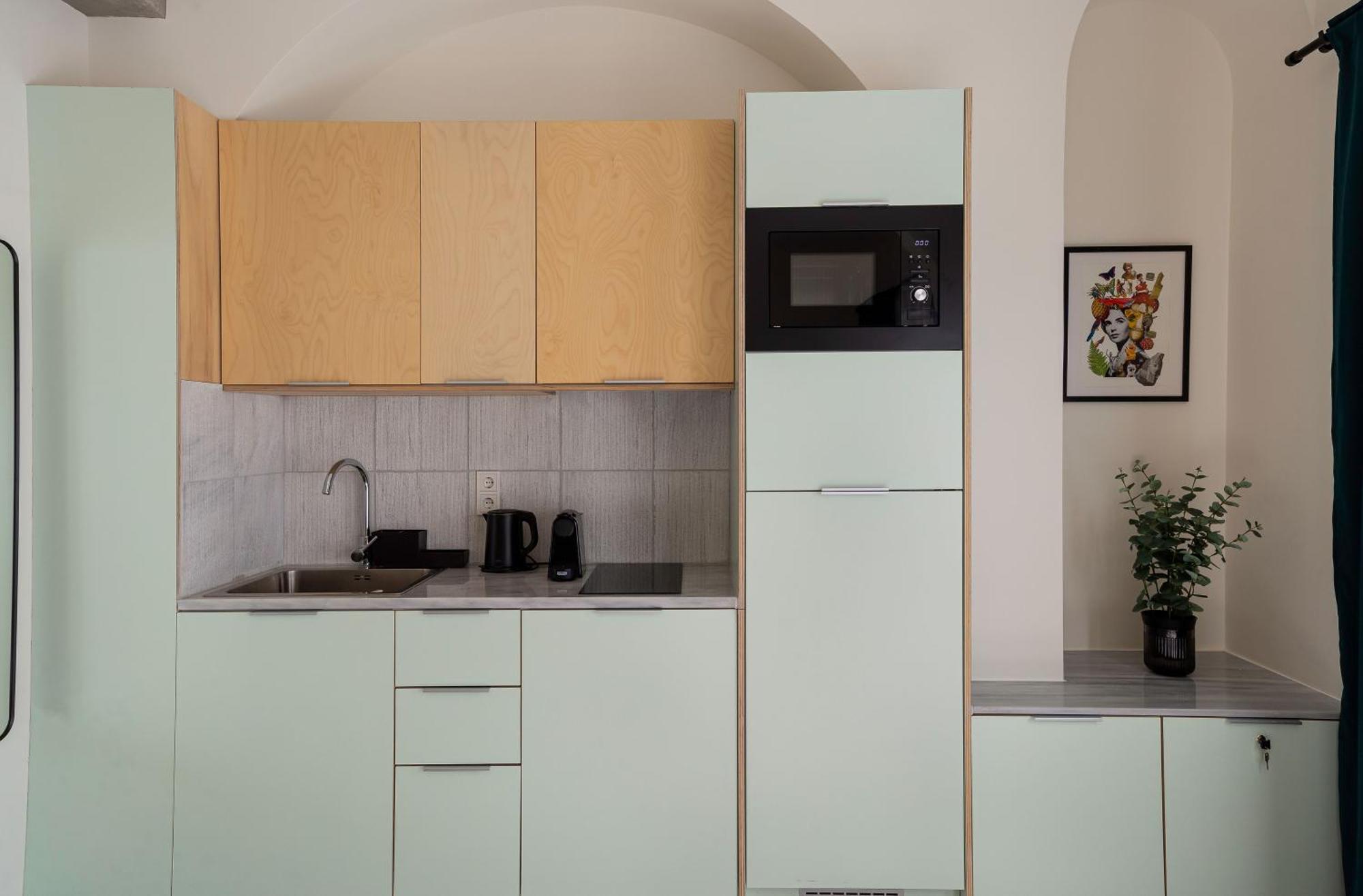 Mooeve Exarchia Apartment เอเธนส์ ภายนอก รูปภาพ