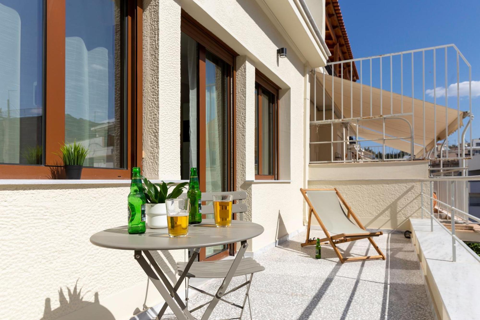 Mooeve Exarchia Apartment เอเธนส์ ภายนอก รูปภาพ
