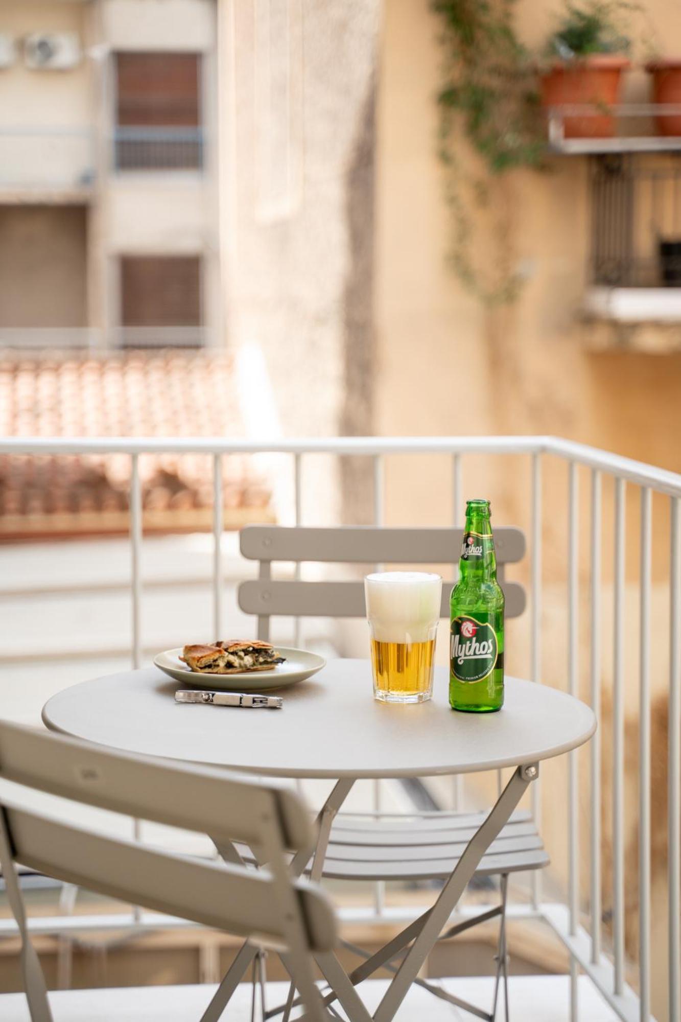 Mooeve Exarchia Apartment เอเธนส์ ภายนอก รูปภาพ