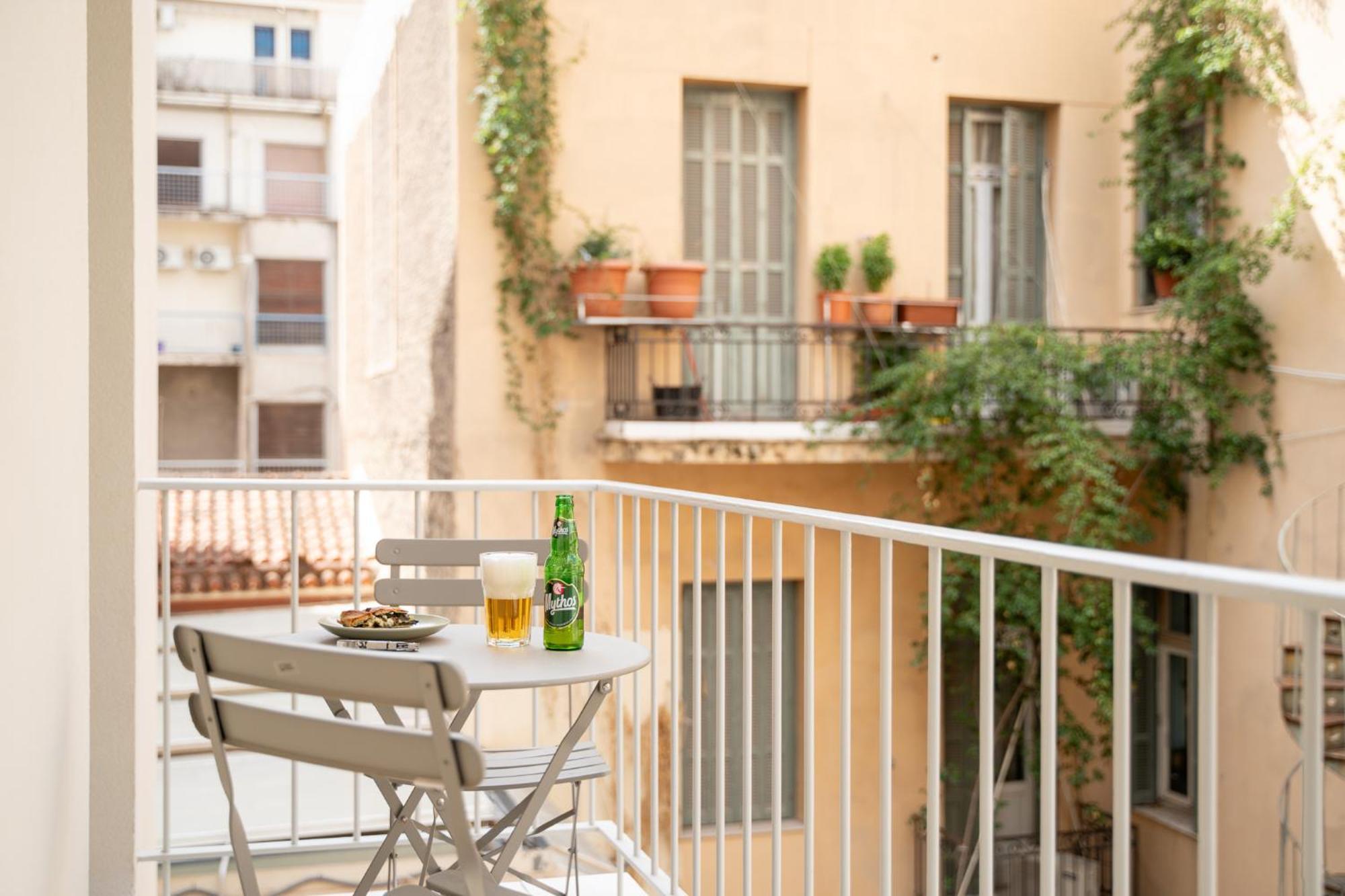 Mooeve Exarchia Apartment เอเธนส์ ภายนอก รูปภาพ