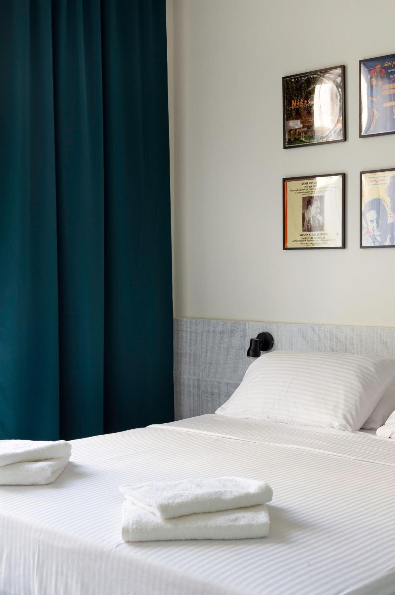 Mooeve Exarchia Apartment เอเธนส์ ภายนอก รูปภาพ