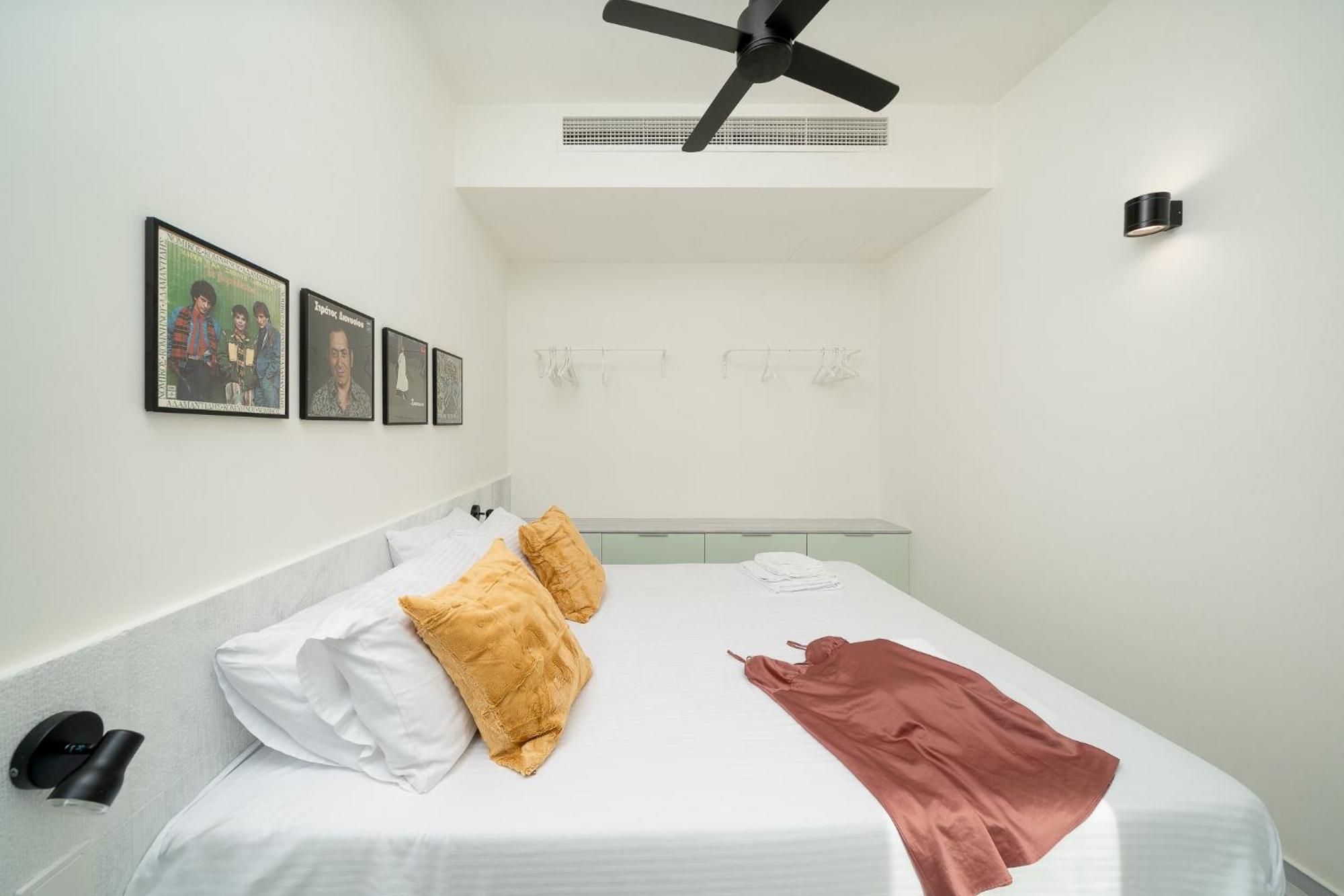 Mooeve Exarchia Apartment เอเธนส์ ภายนอก รูปภาพ