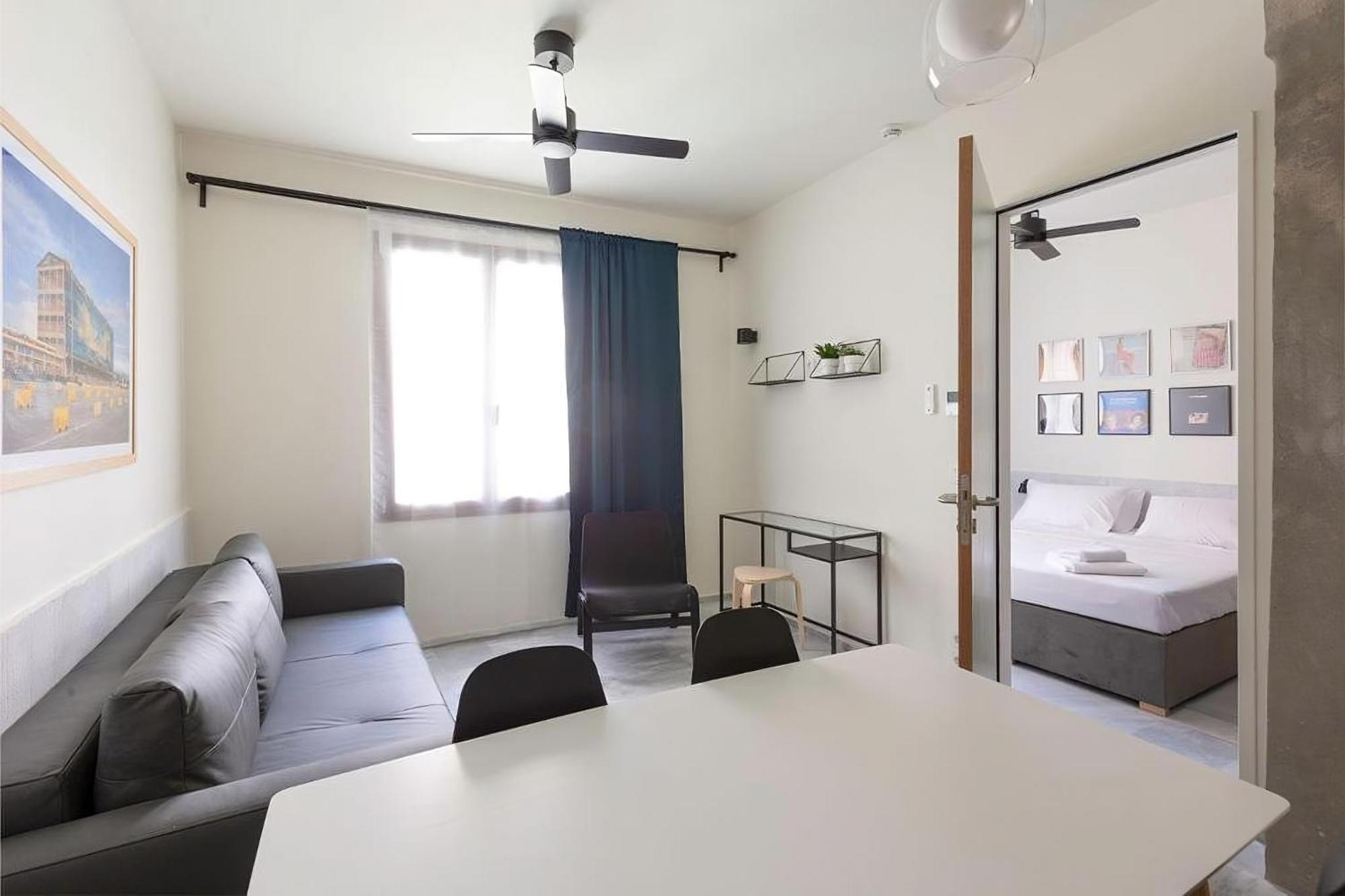 Mooeve Exarchia Apartment เอเธนส์ ภายนอก รูปภาพ